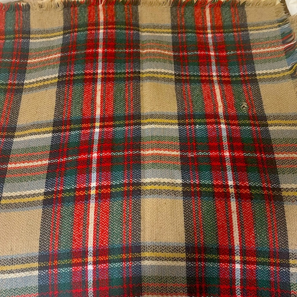 Throw/wrap - Picture 2 of 3